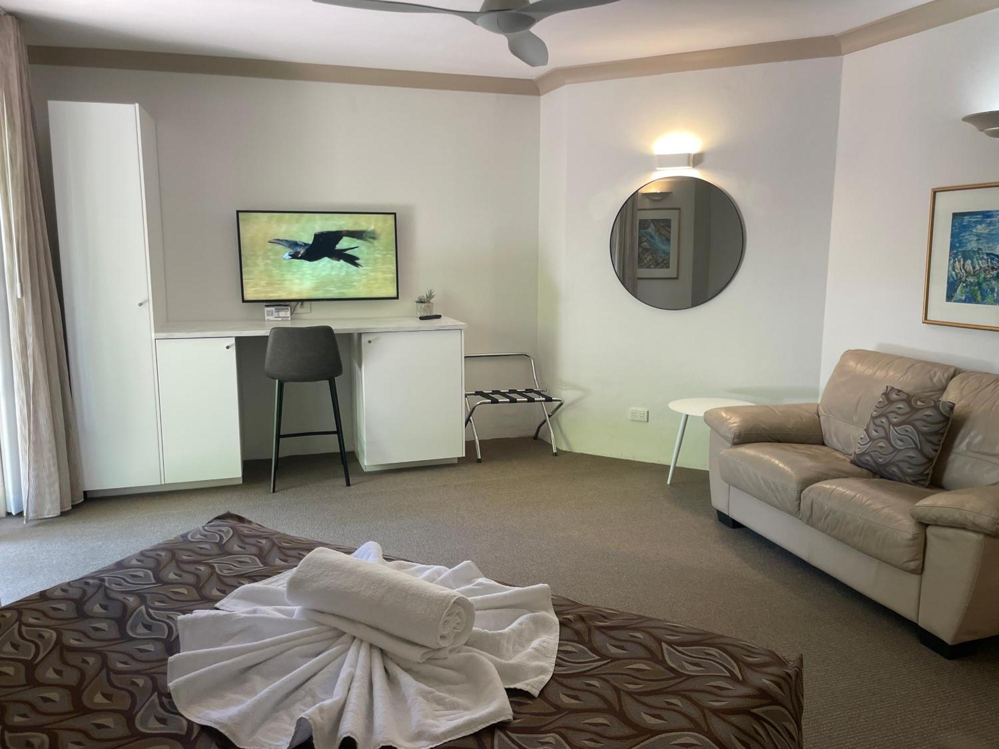 Oasis Inn Ulladulla - Welcoming Guests 18 Years And Older Εξωτερικό φωτογραφία